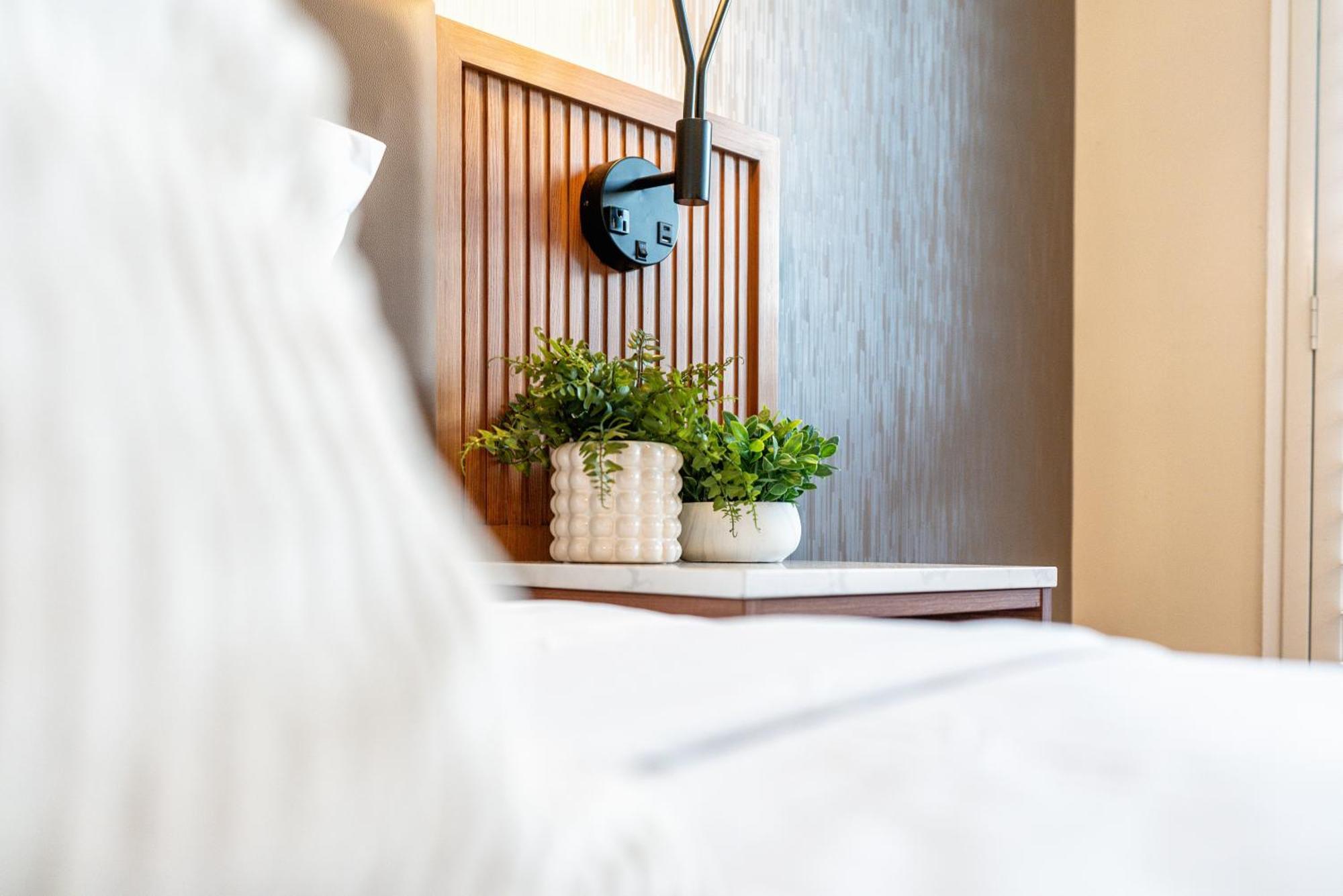 Lyfe Inn & Suites By Aga - Beverly Hills 로스앤젤레스 외부 사진